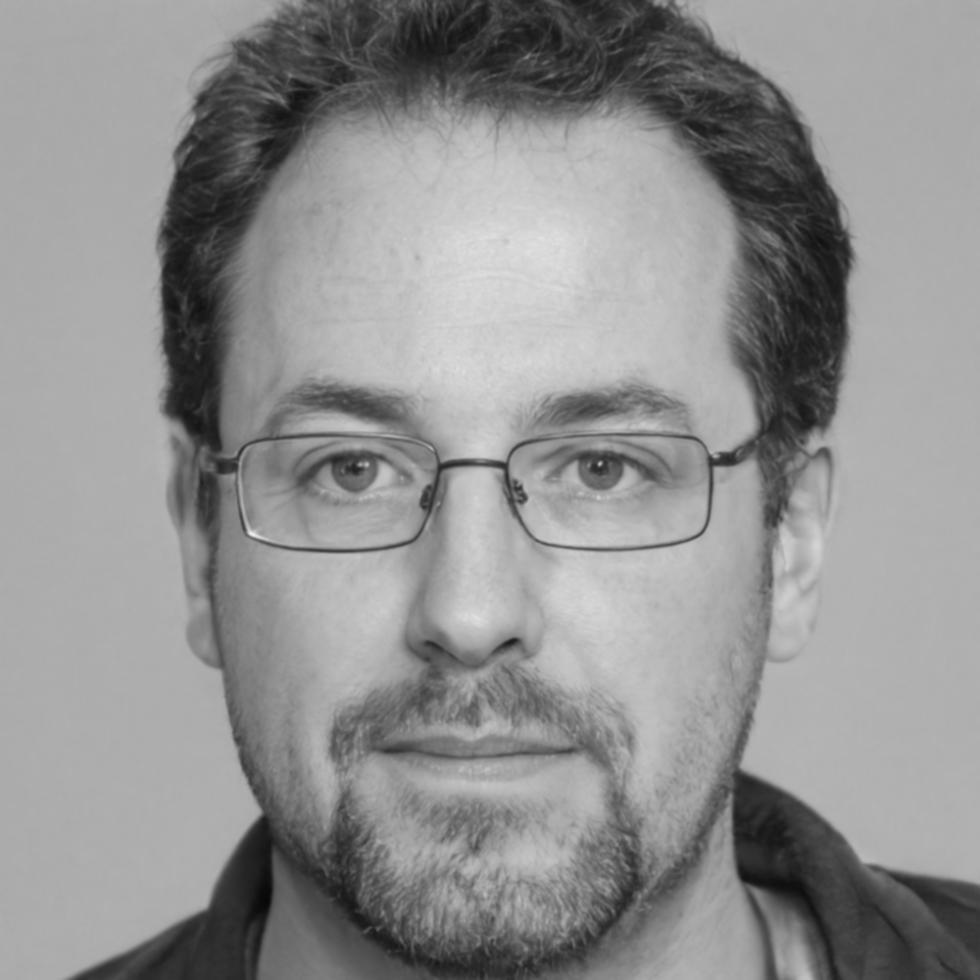 Erfahrener Kommunikationsberater für Finanzdienstleister